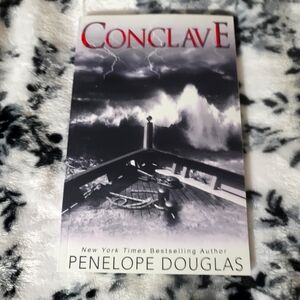 Conclave Penelope Douglas OOP